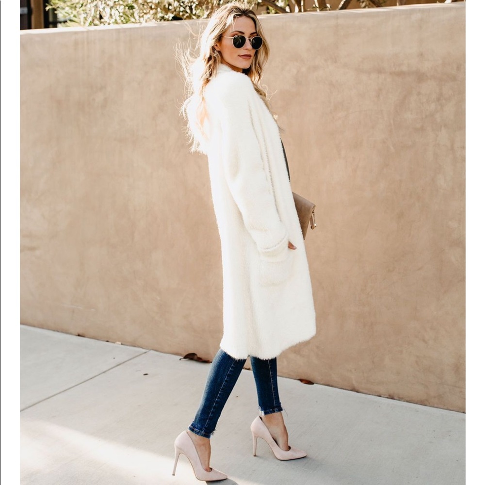 KRISTINE Fuzzy Oversized Long Cardigan - Picture 5 of 8
